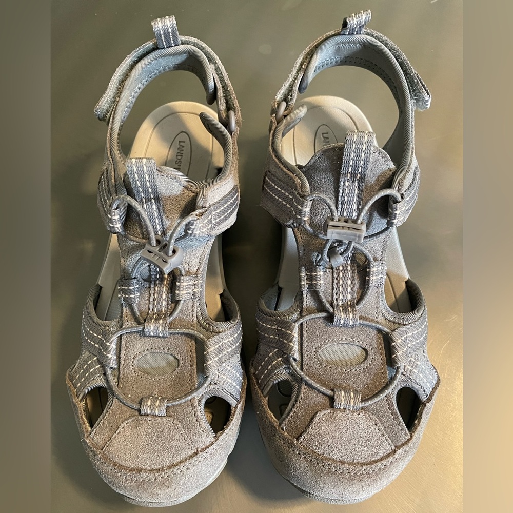 Lands End Closed Toed Sandals Size 8 Wide